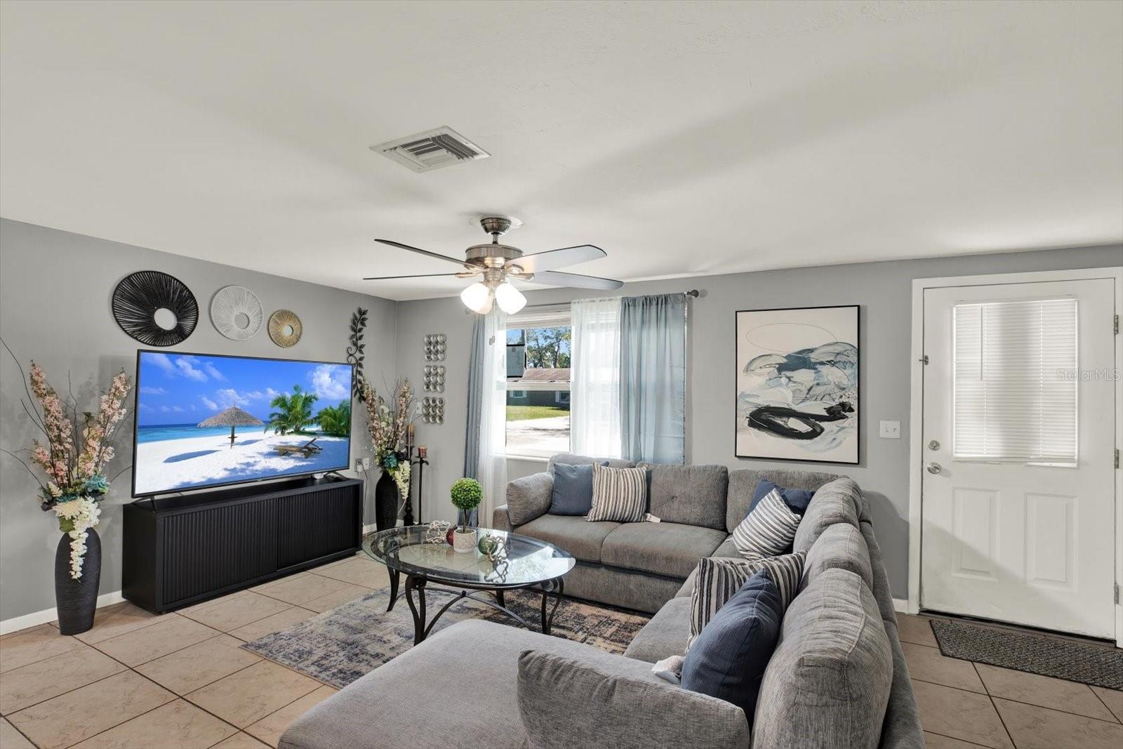 5609 QUIST DR — photo 2