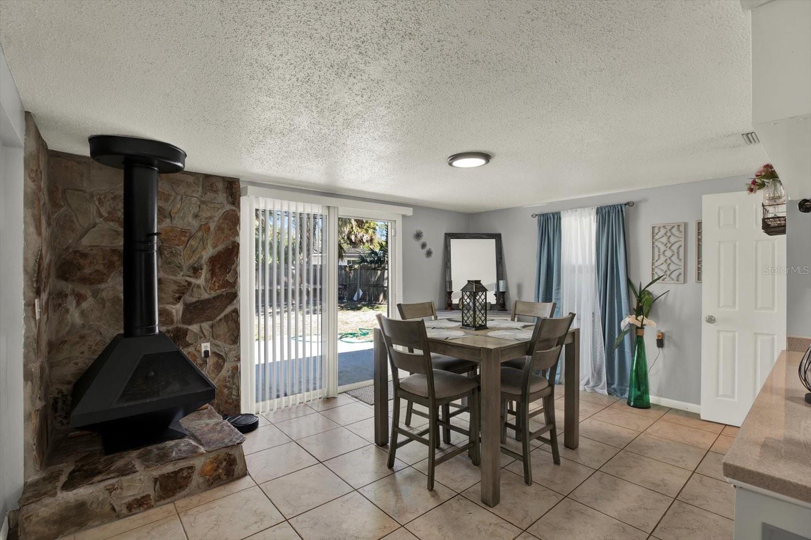 5609 QUIST DR — photo 7