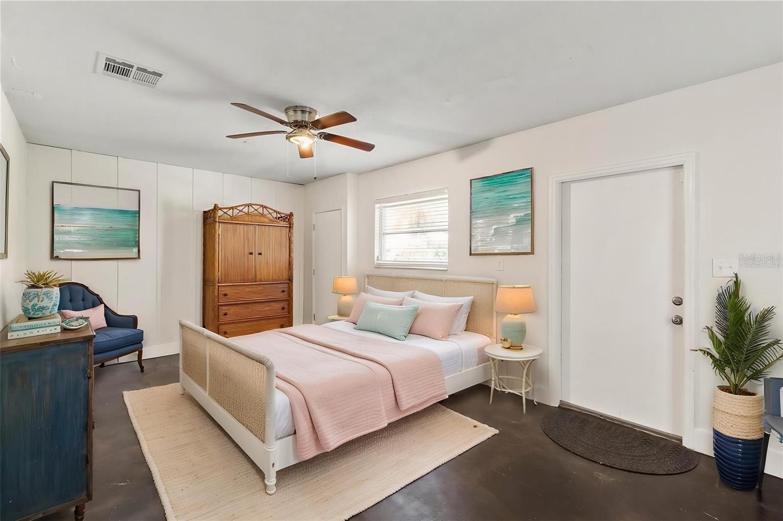 1009 KINGS CT — photo 19