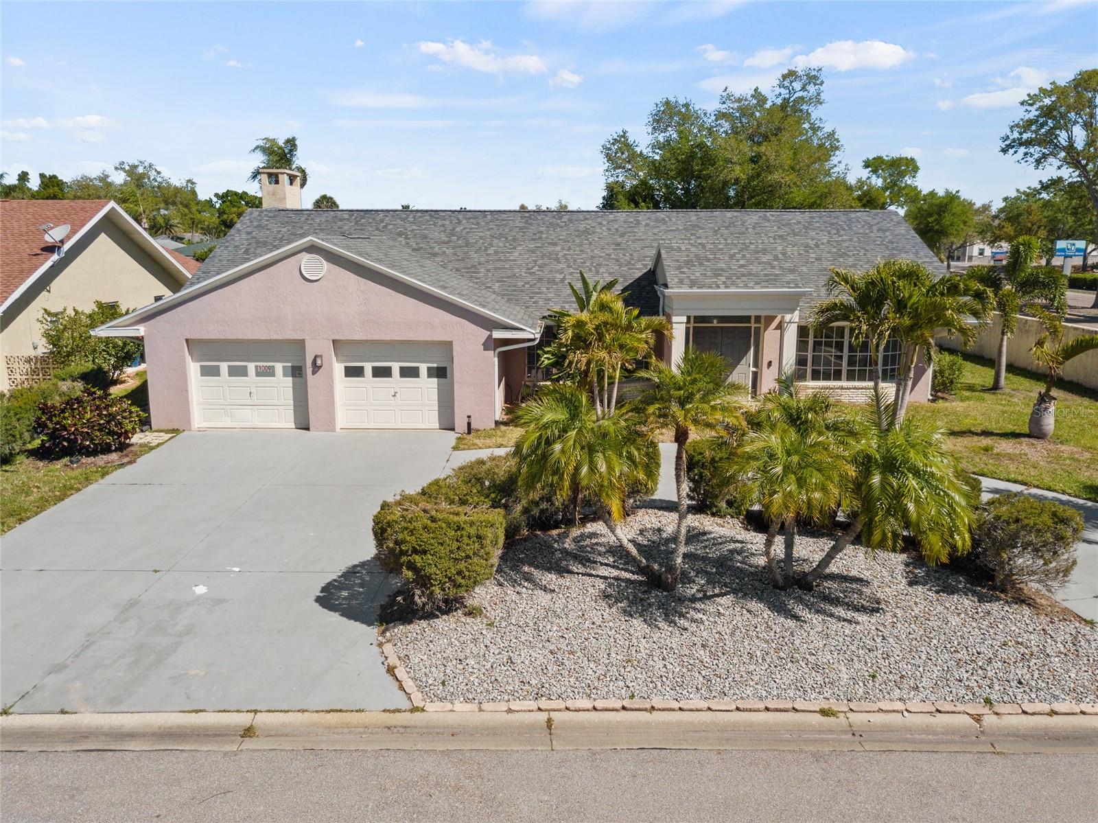 1009 KINGS CT — photo 2