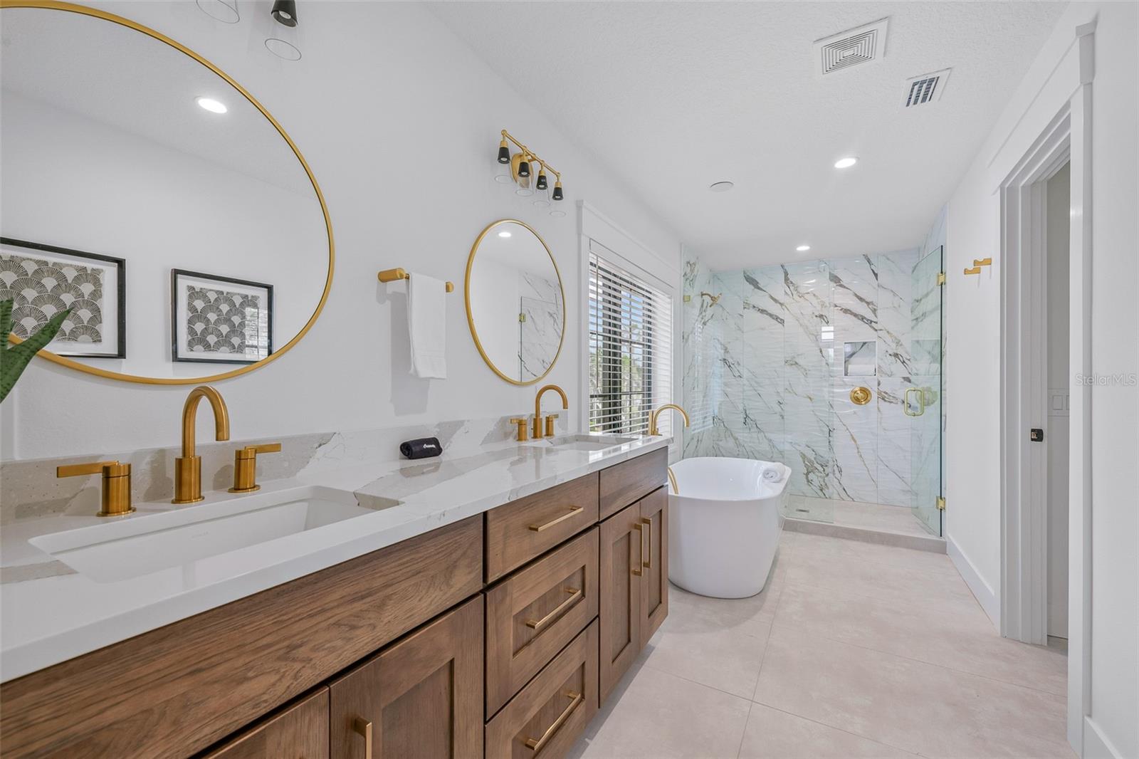 128 FILLMORE DR — photo 43