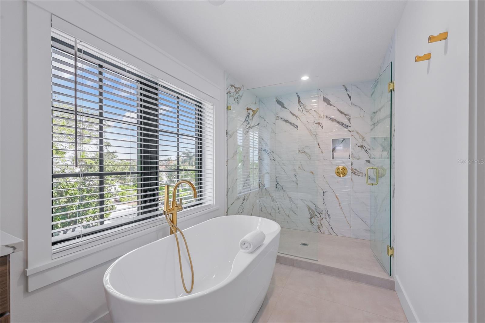 128 FILLMORE DR — photo 38