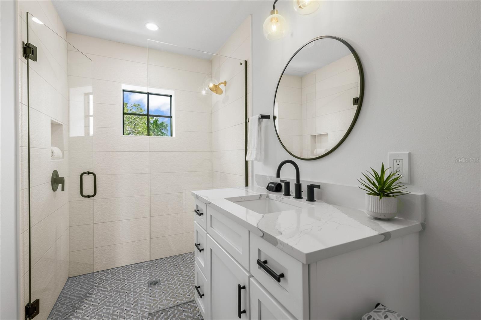128 FILLMORE DR — photo 47
