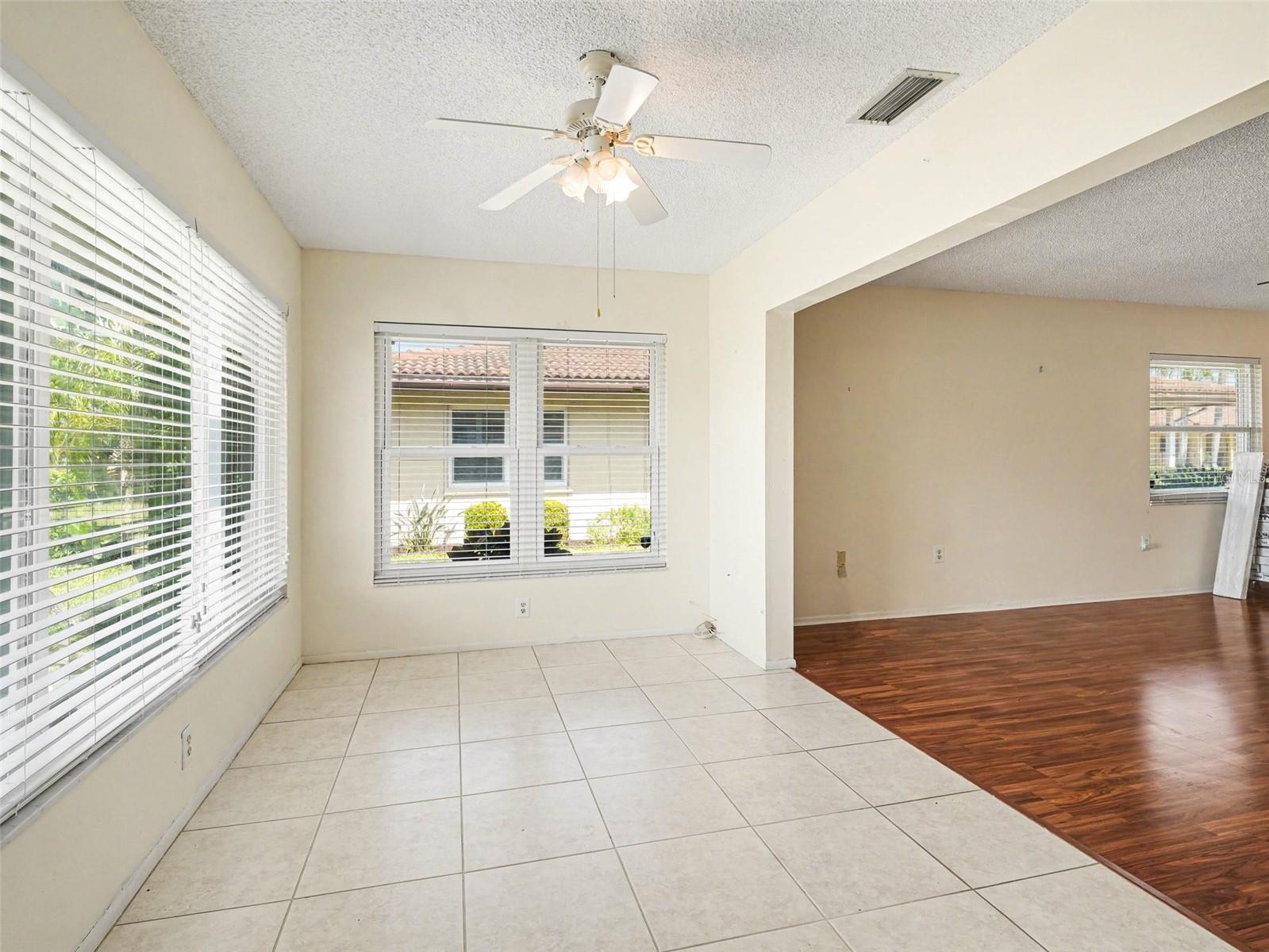6608 AUBURN AVE — photo 11