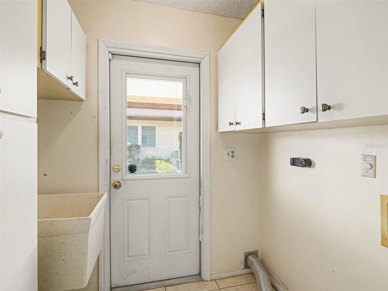 6608 AUBURN AVE — photo 28