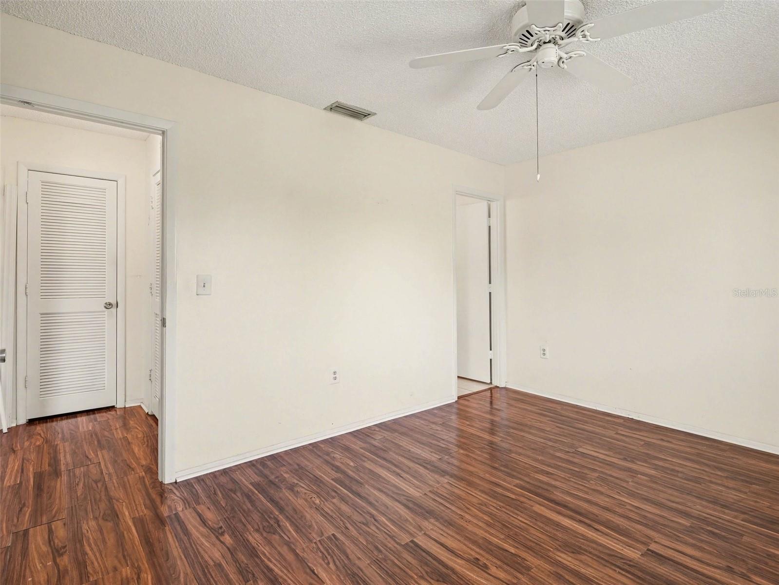 6608 AUBURN AVE — photo 18