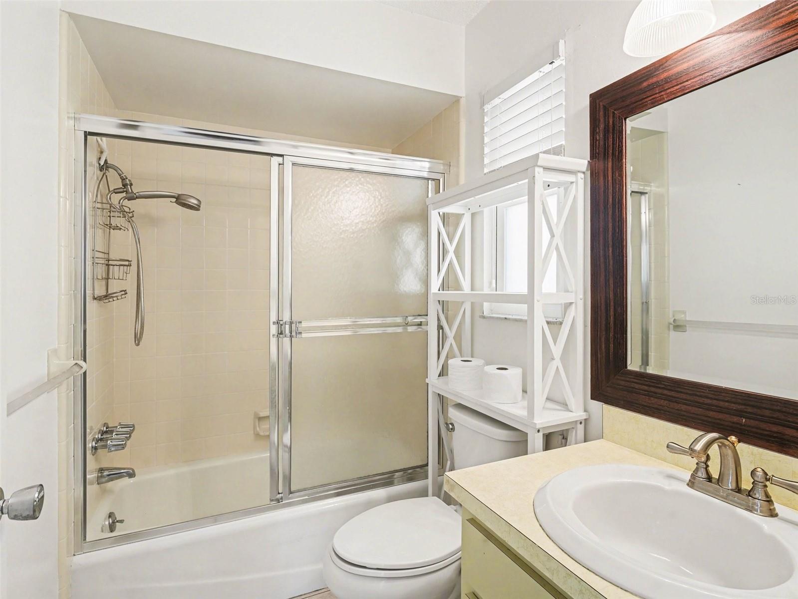6608 AUBURN AVE — photo 19