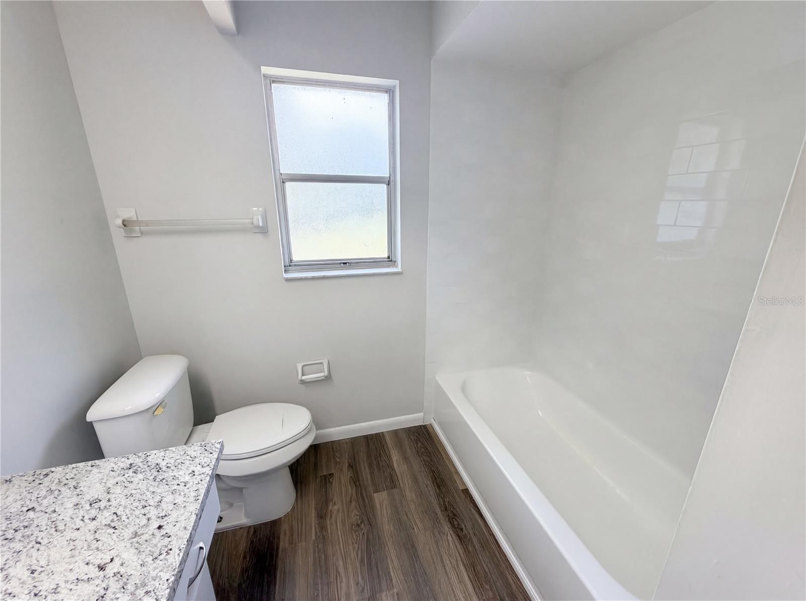 1512 CASCADE CT — photo 32