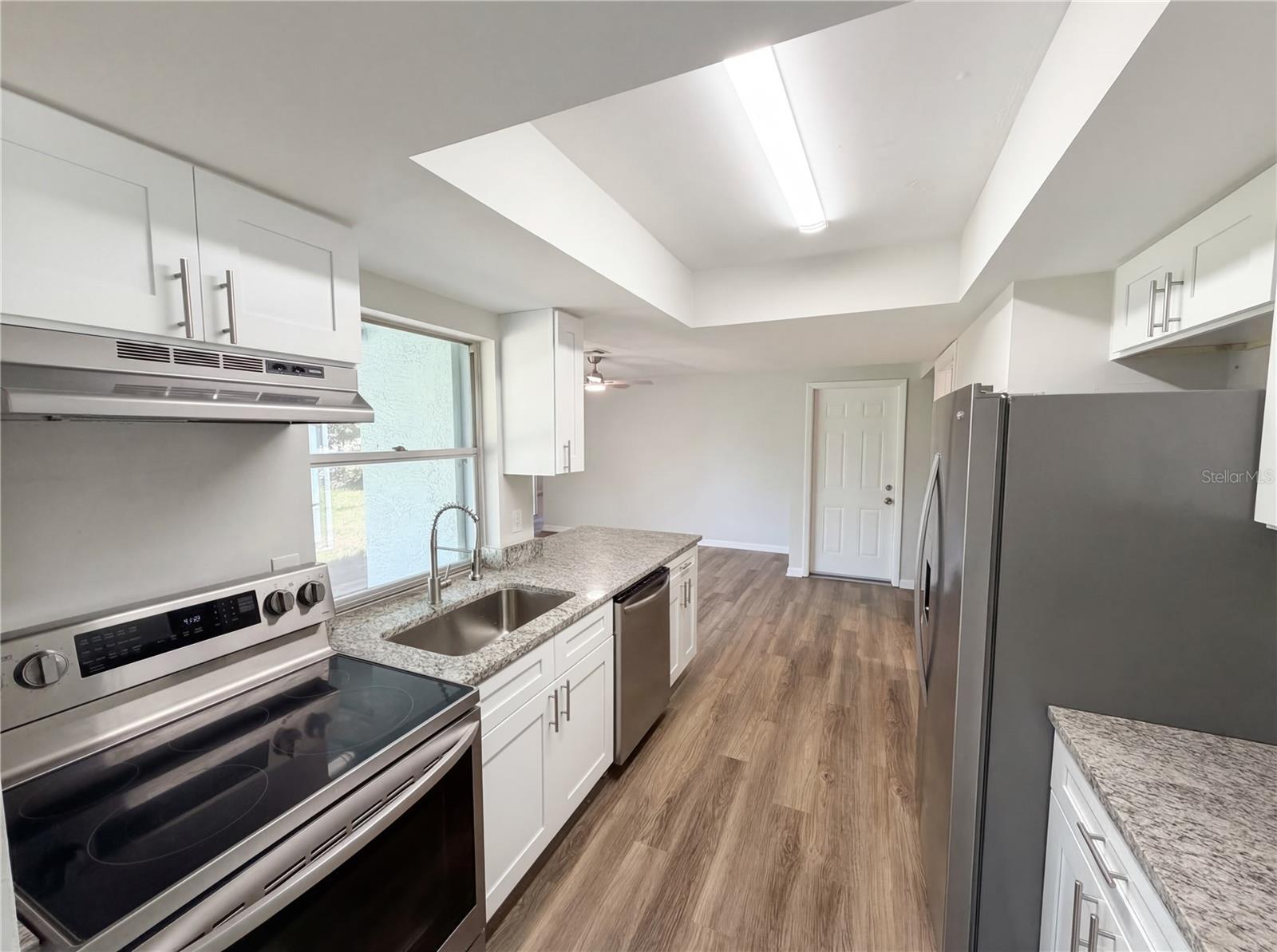 1512 CASCADE CT — photo 12