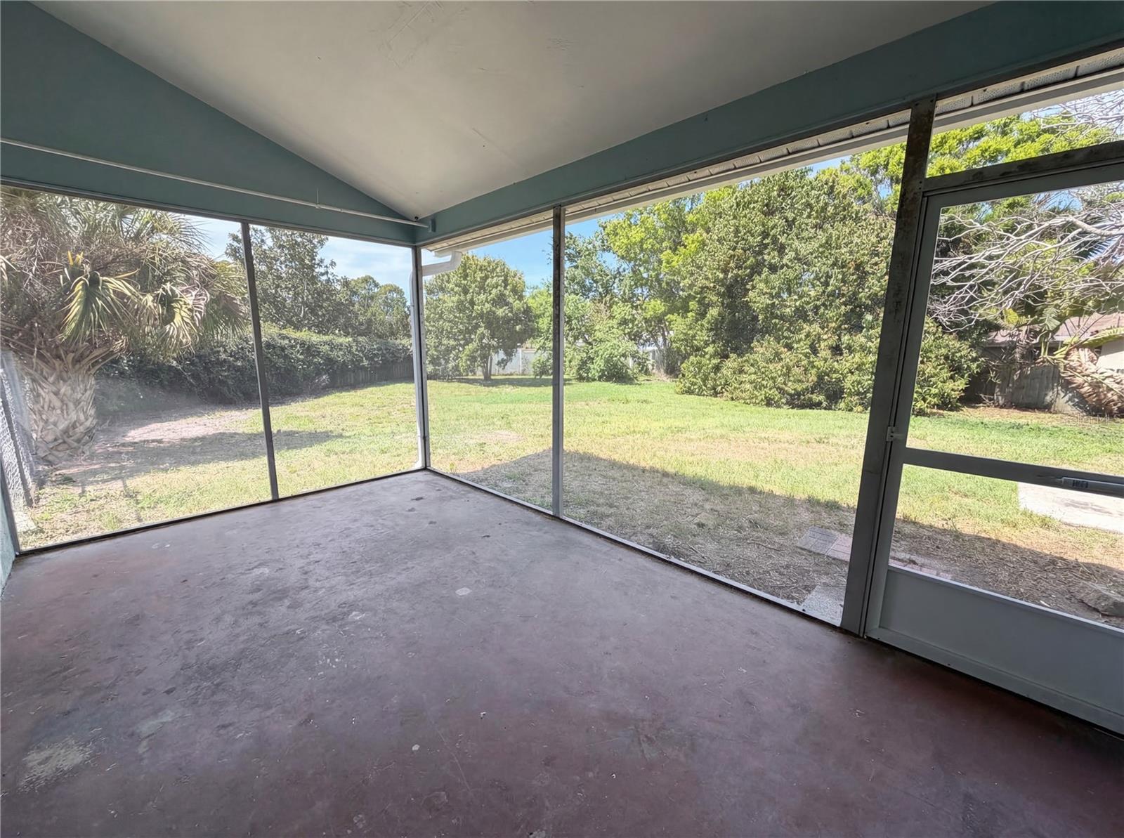 1512 CASCADE CT — photo 37