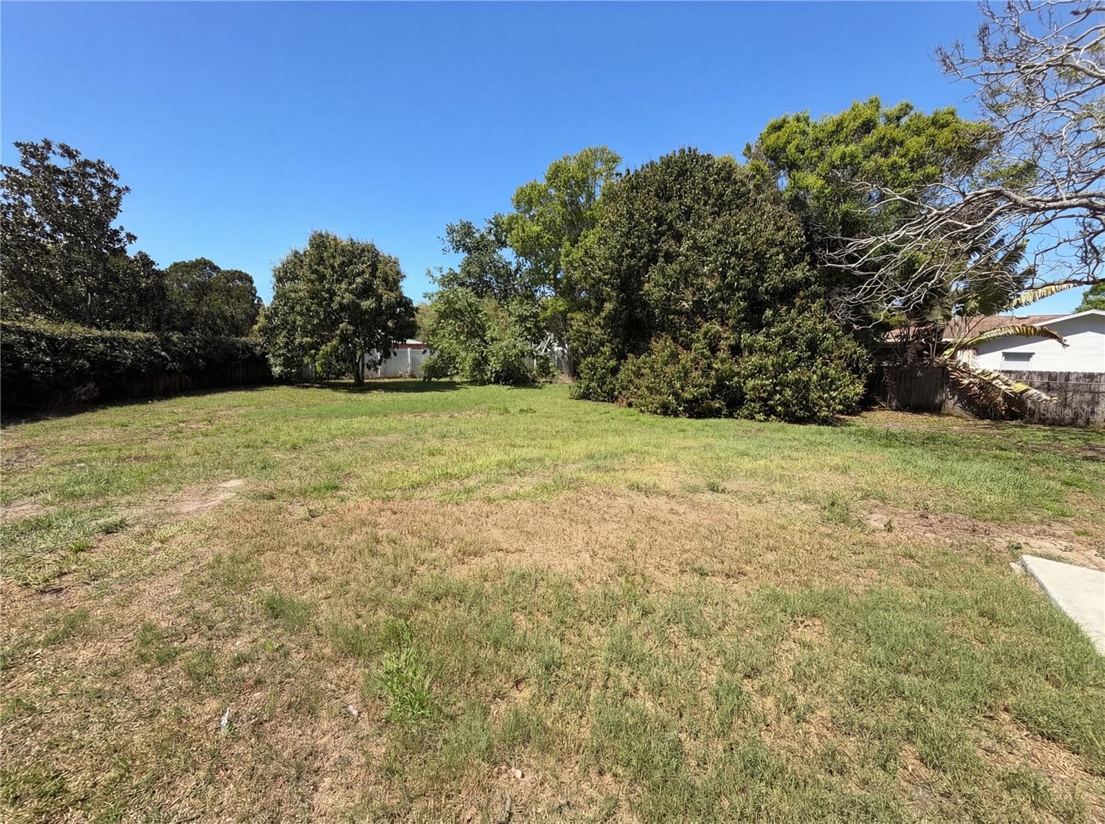1512 CASCADE CT — photo 39