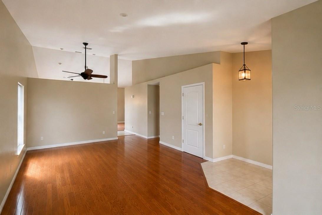 6741 NORTHLAKE DR — photo 5