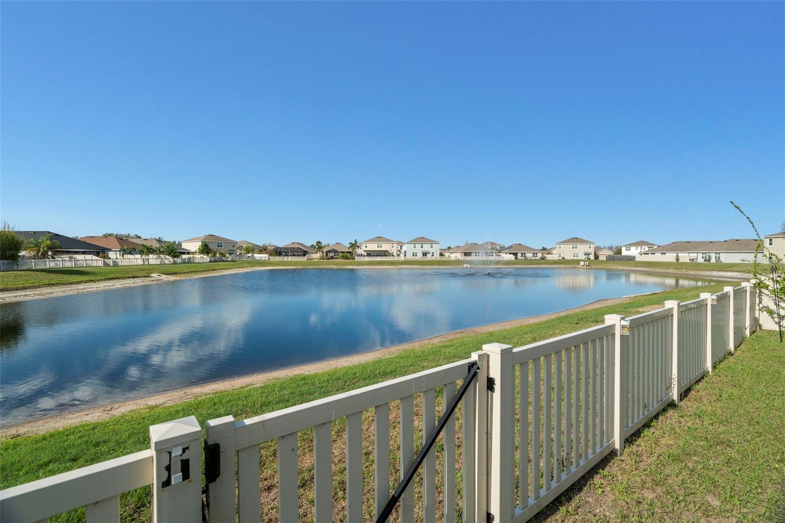 16316 LITTLE GARDEN DR — photo 23