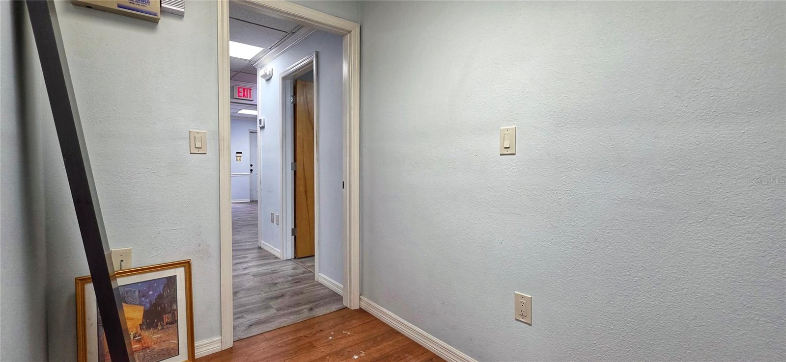 2323 CURLEW RD #7B — photo 20