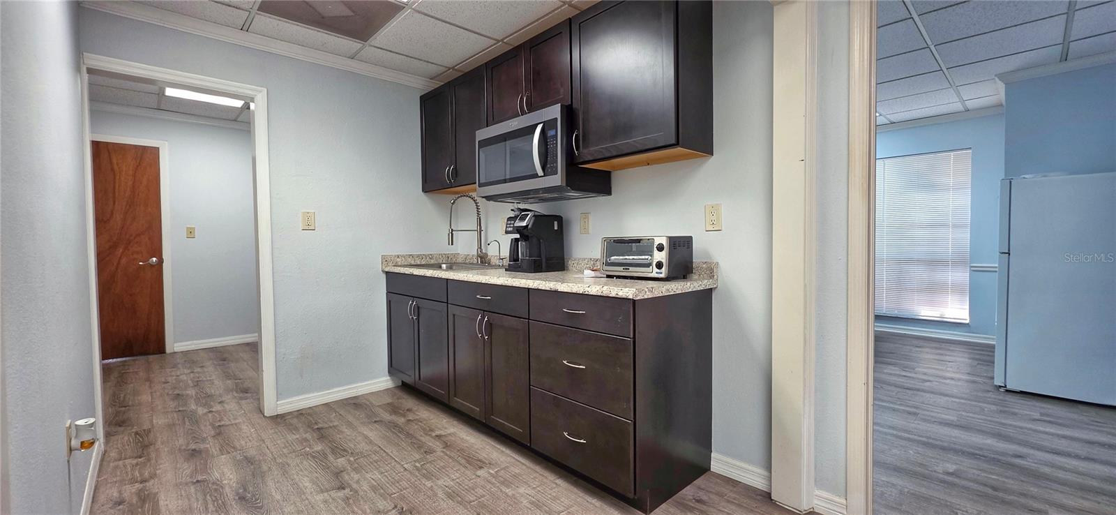 2323 CURLEW RD #7B — photo 7