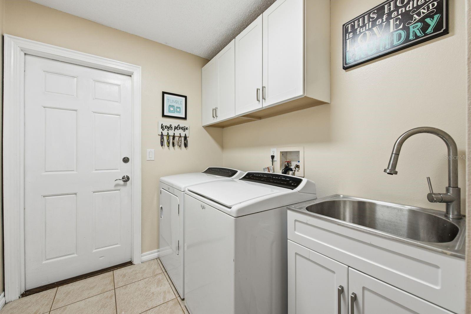 2729 REDFORD CT E — photo 36