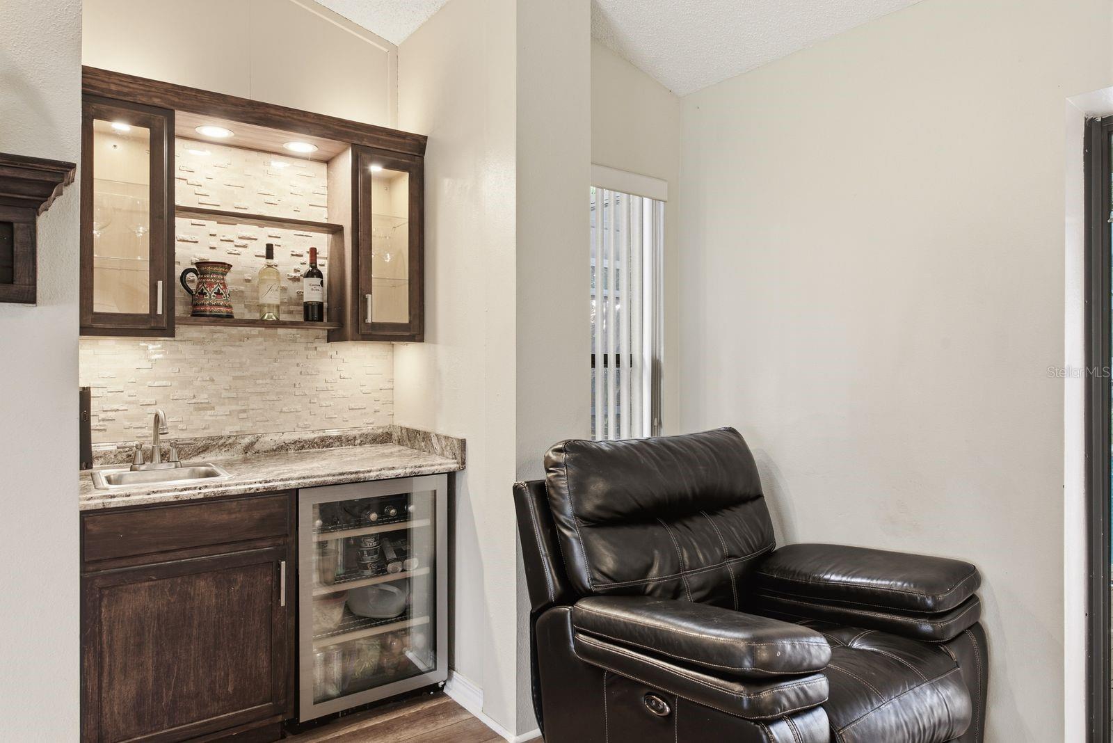 2729 REDFORD CT E — photo 22