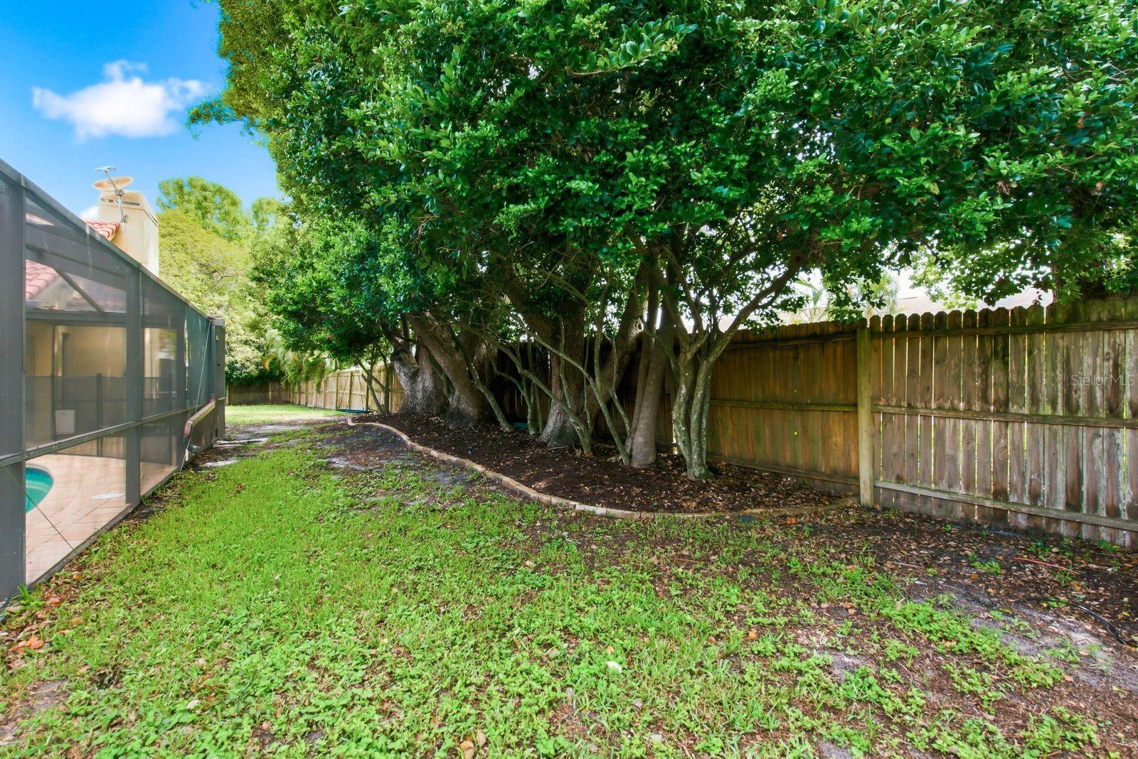 2729 REDFORD CT E — photo 47