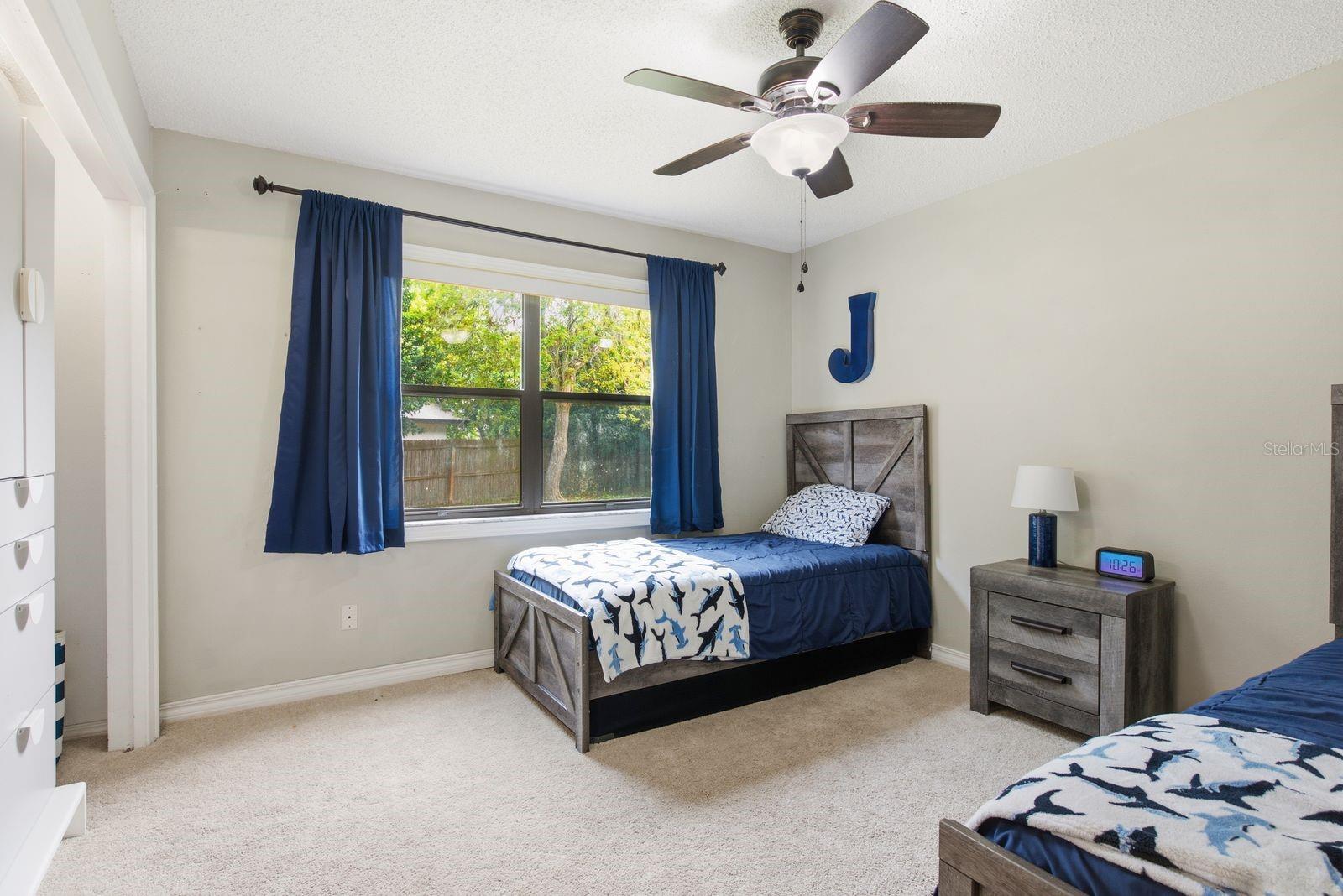 2729 REDFORD CT E — photo 31