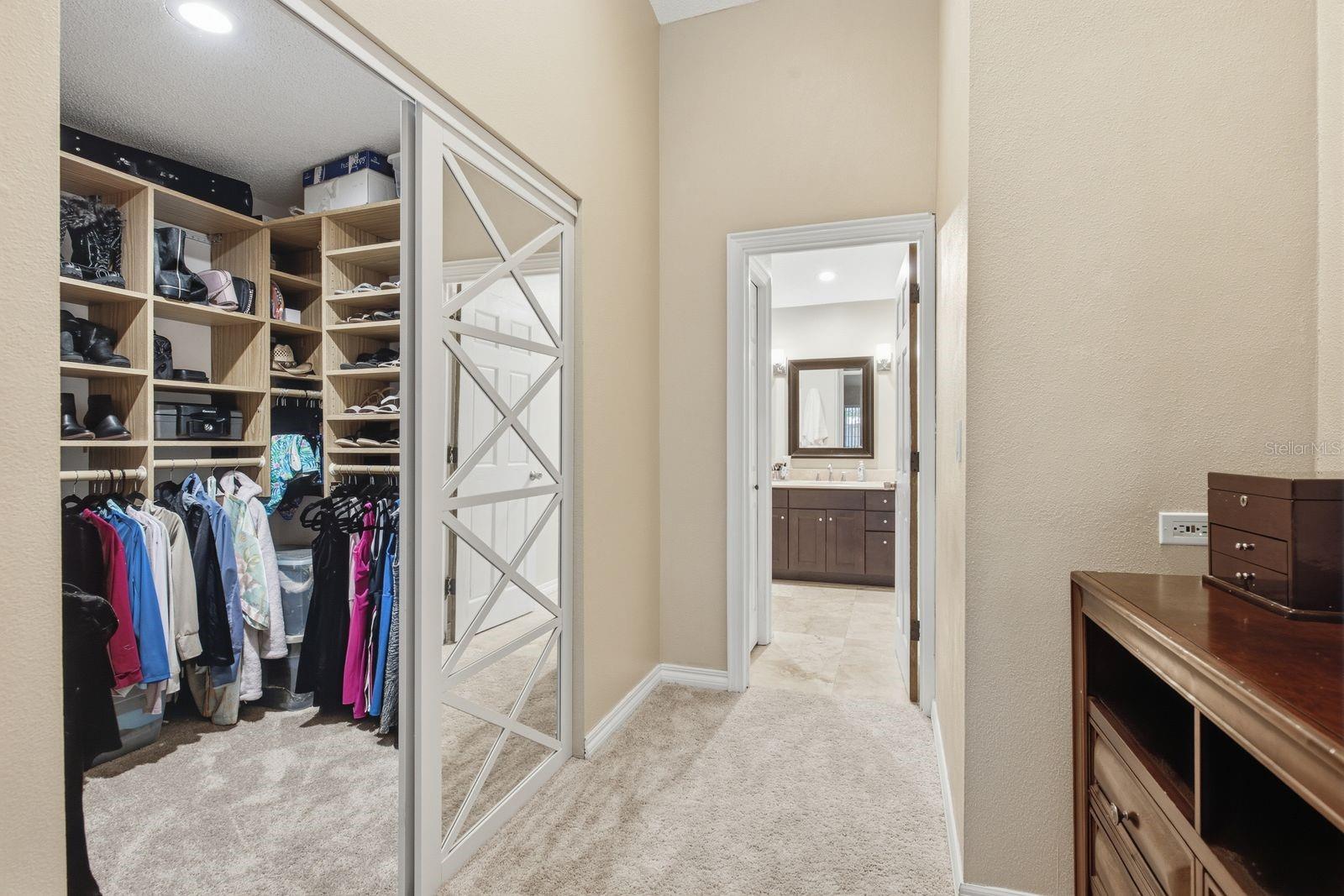 2729 REDFORD CT E — photo 25
