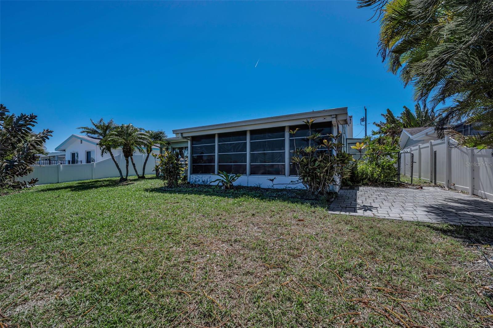 3931 HEADSAIL DR — photo 58