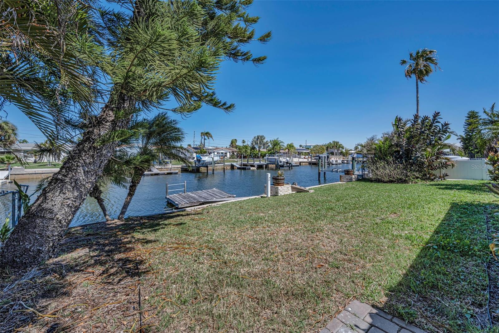 3931 HEADSAIL DR — photo 55