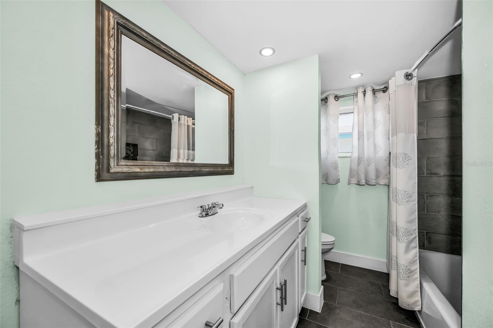 3931 HEADSAIL DR — photo 46