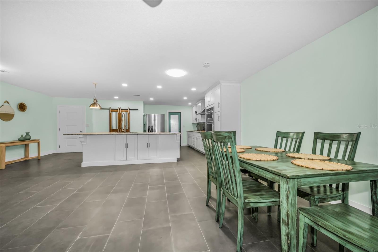 3931 HEADSAIL DR — photo 24
