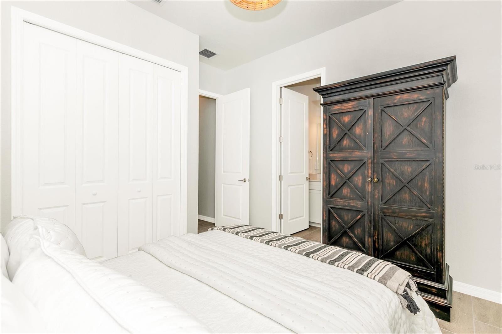 12733 TULUM LOOP — photo 43