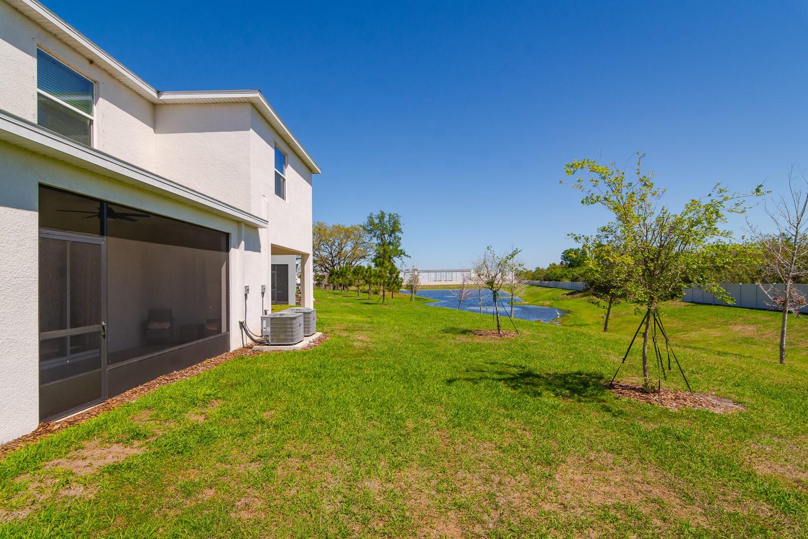 350 MANGROVE SHADE CIR — photo 29