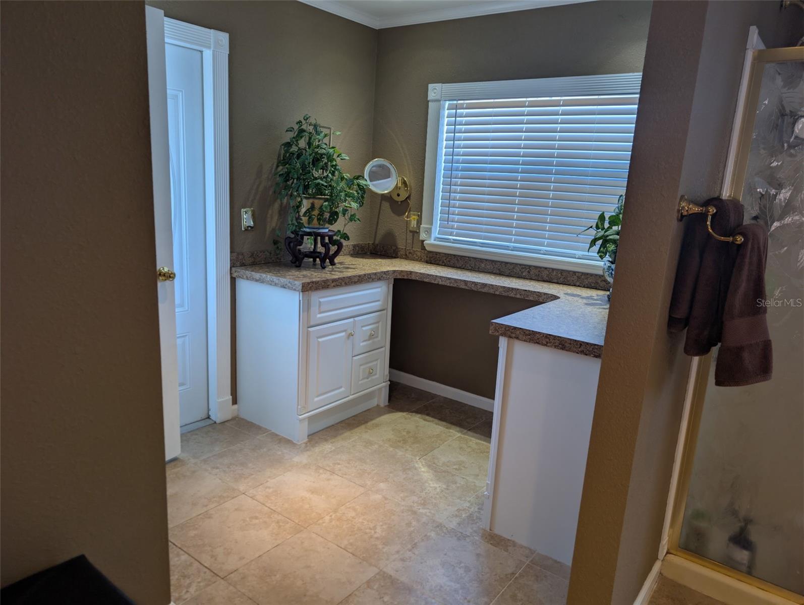 6817 MITCHELL CIR — photo 18