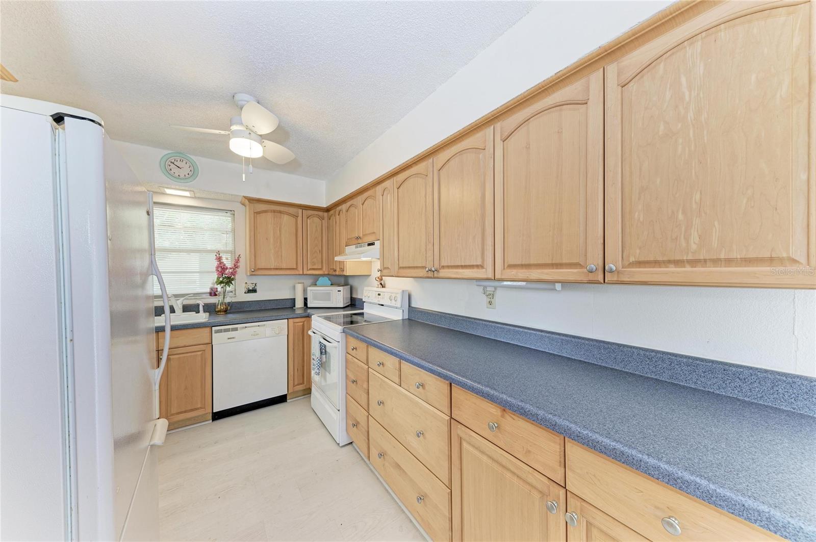 3303 CHICAGO AVE — photo 12