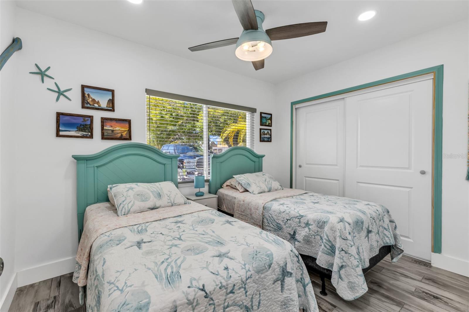 115 WINSON AVE — photo 17