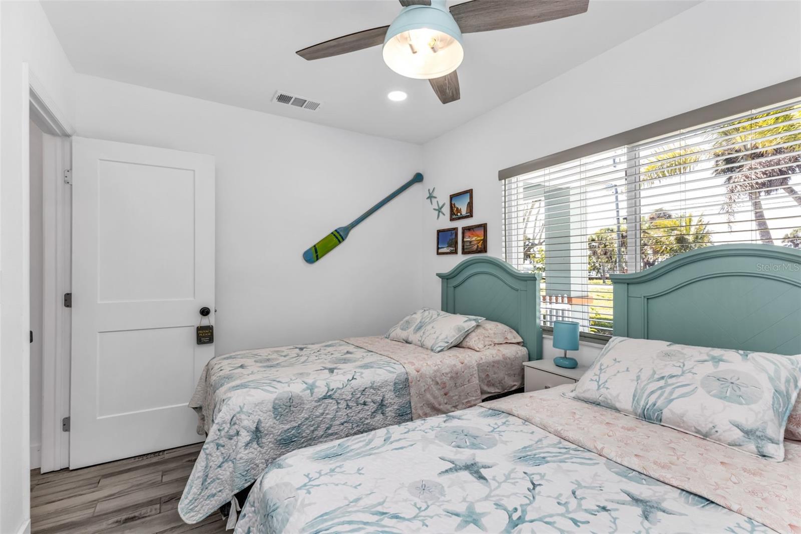 115 WINSON AVE — photo 16