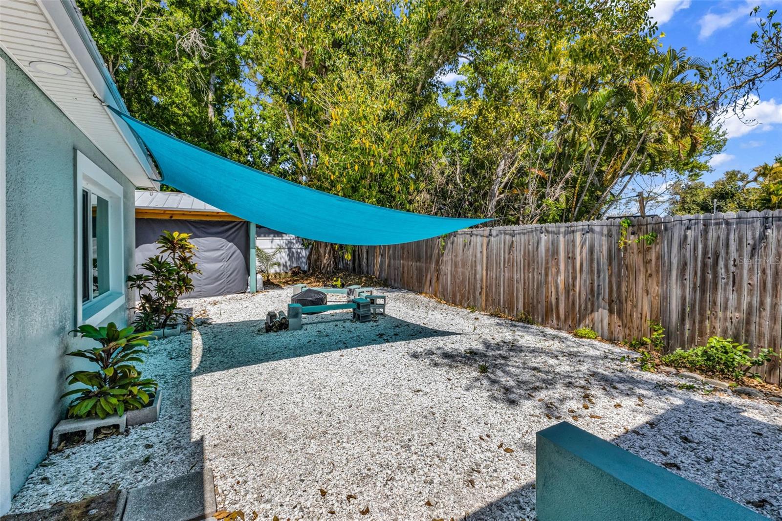 115 WINSON AVE — photo 26