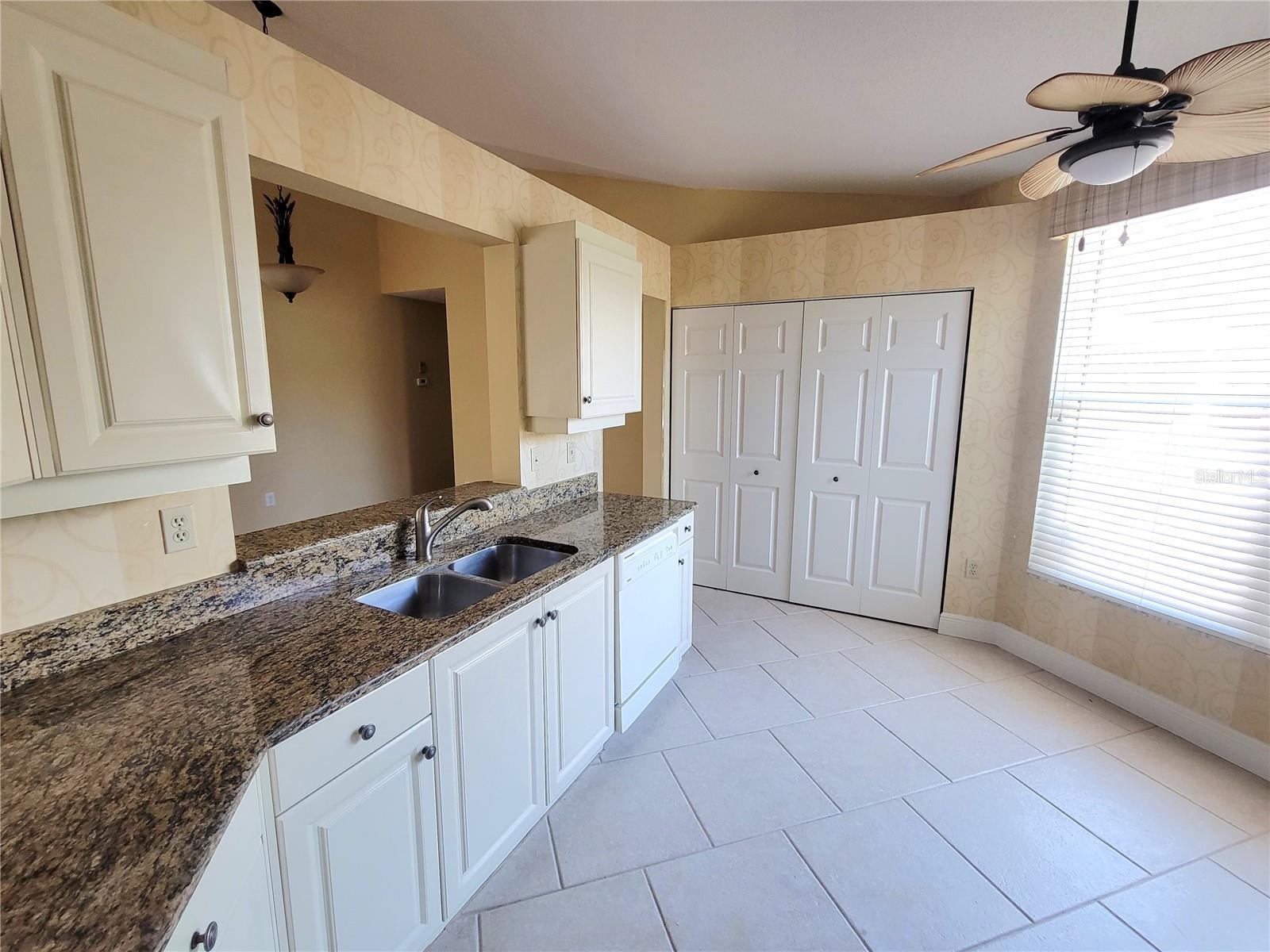4220 PINEBROOK CIR #14 — photo 6