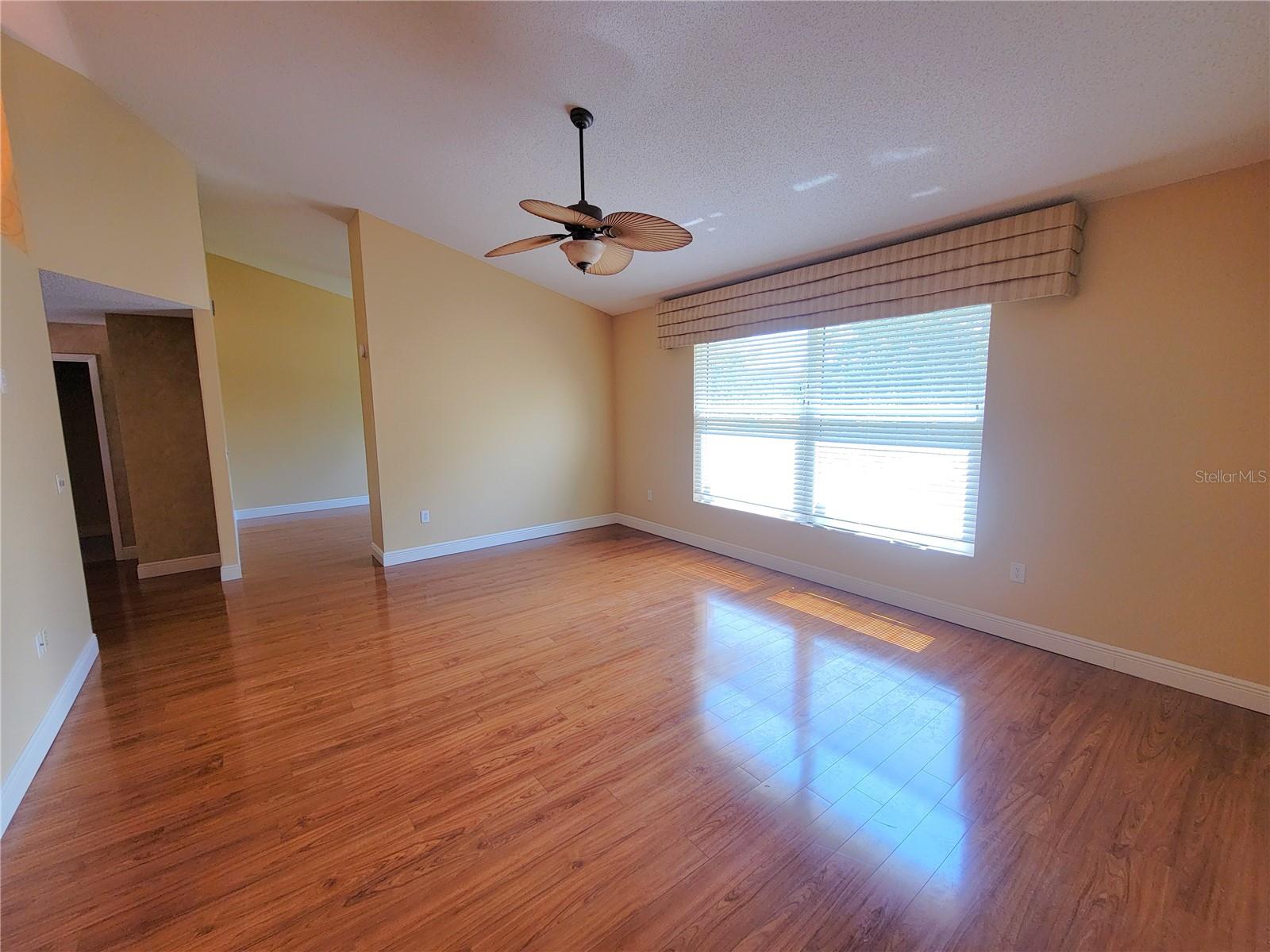 4220 PINEBROOK CIR #14 — photo 2
