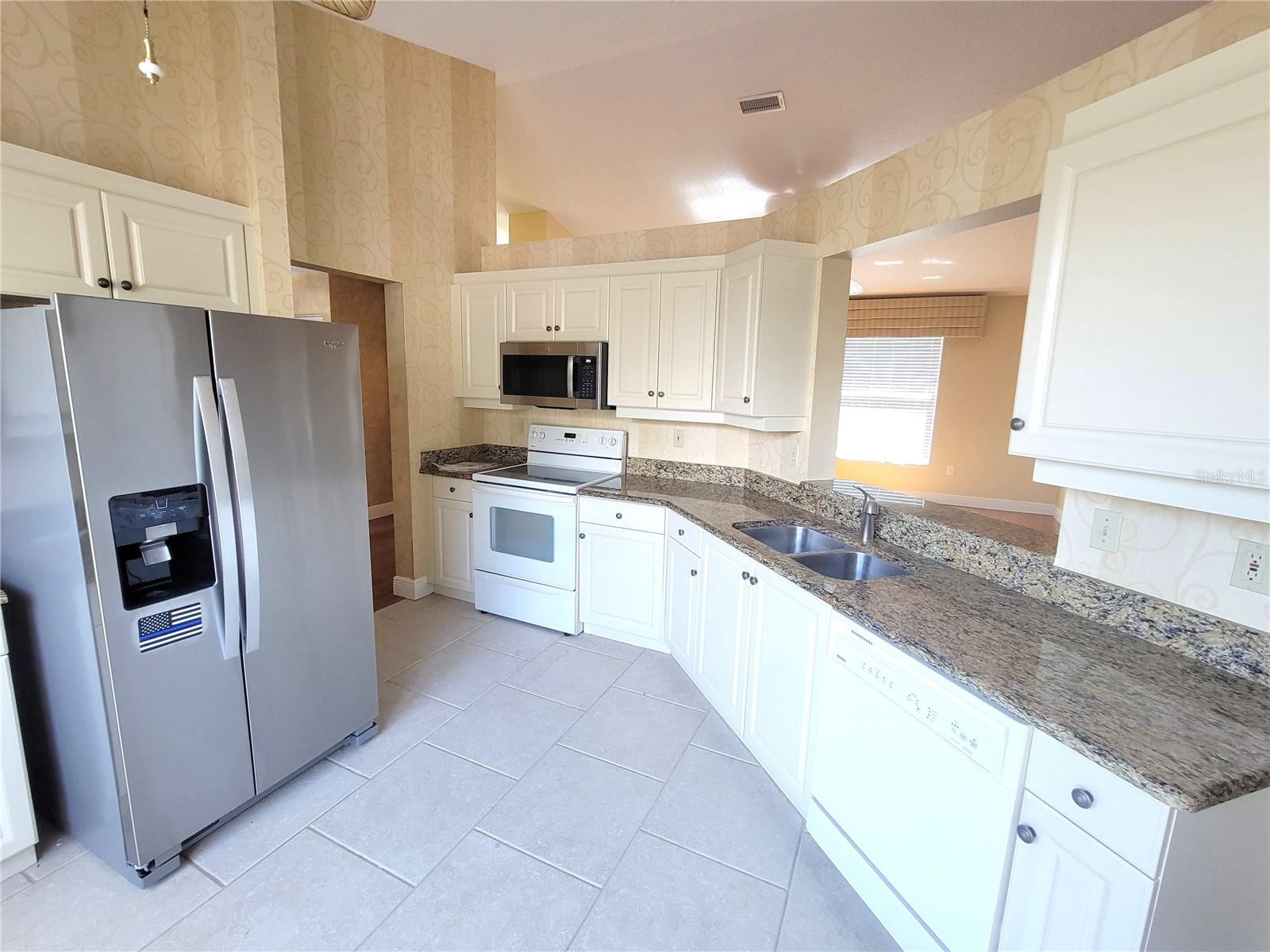 4220 PINEBROOK CIR #14 — photo 8