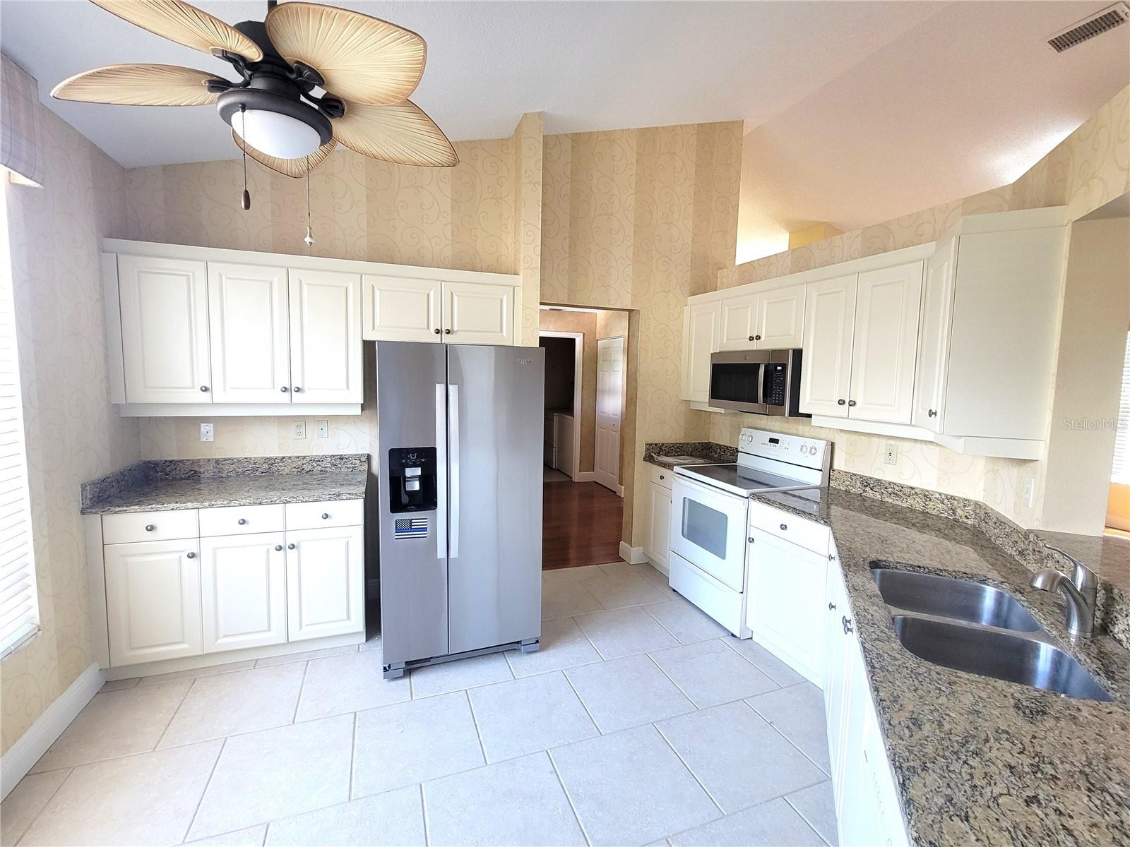 4220 PINEBROOK CIR #14 — photo 7