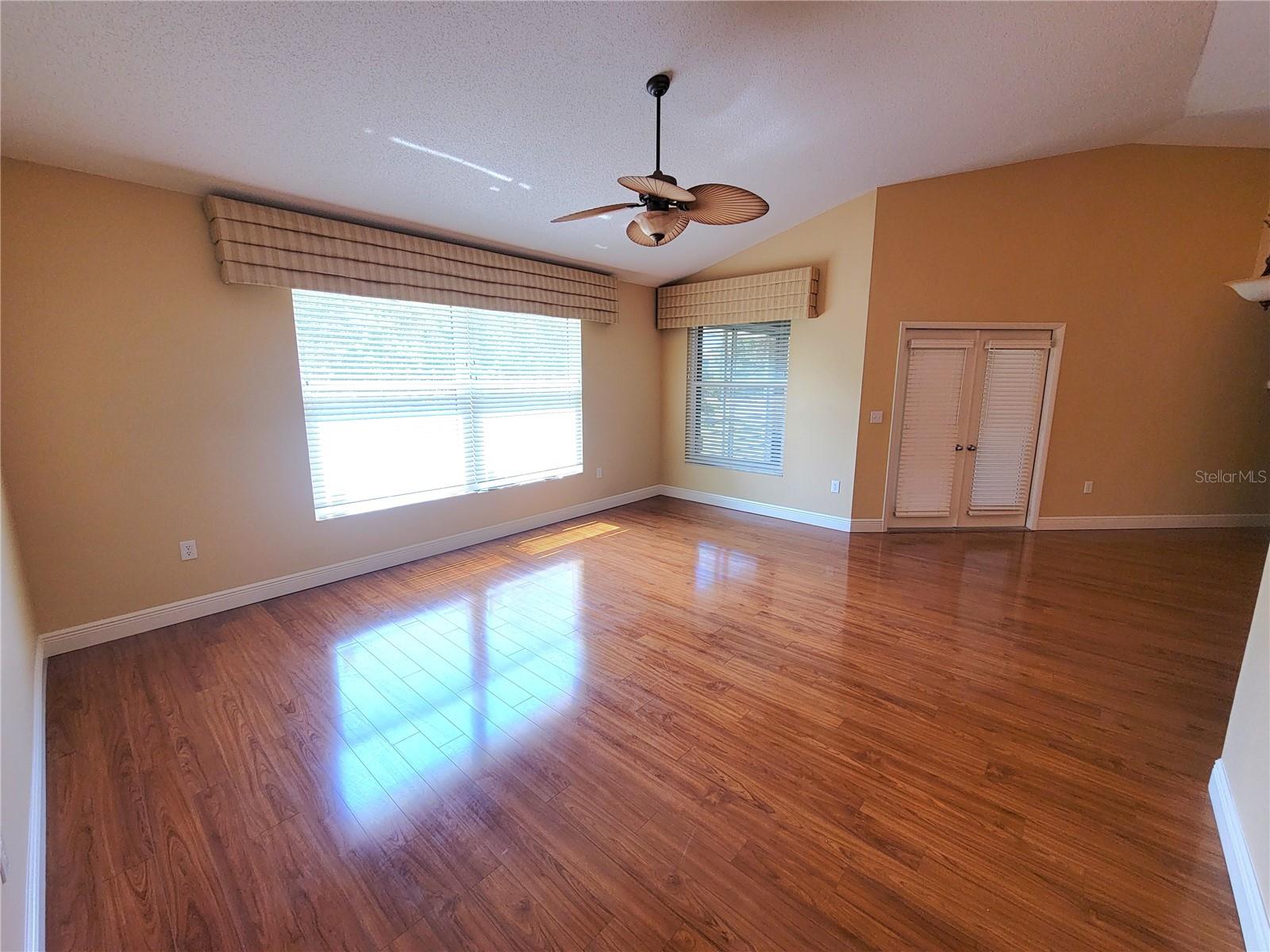 4220 PINEBROOK CIR #14 — photo 3