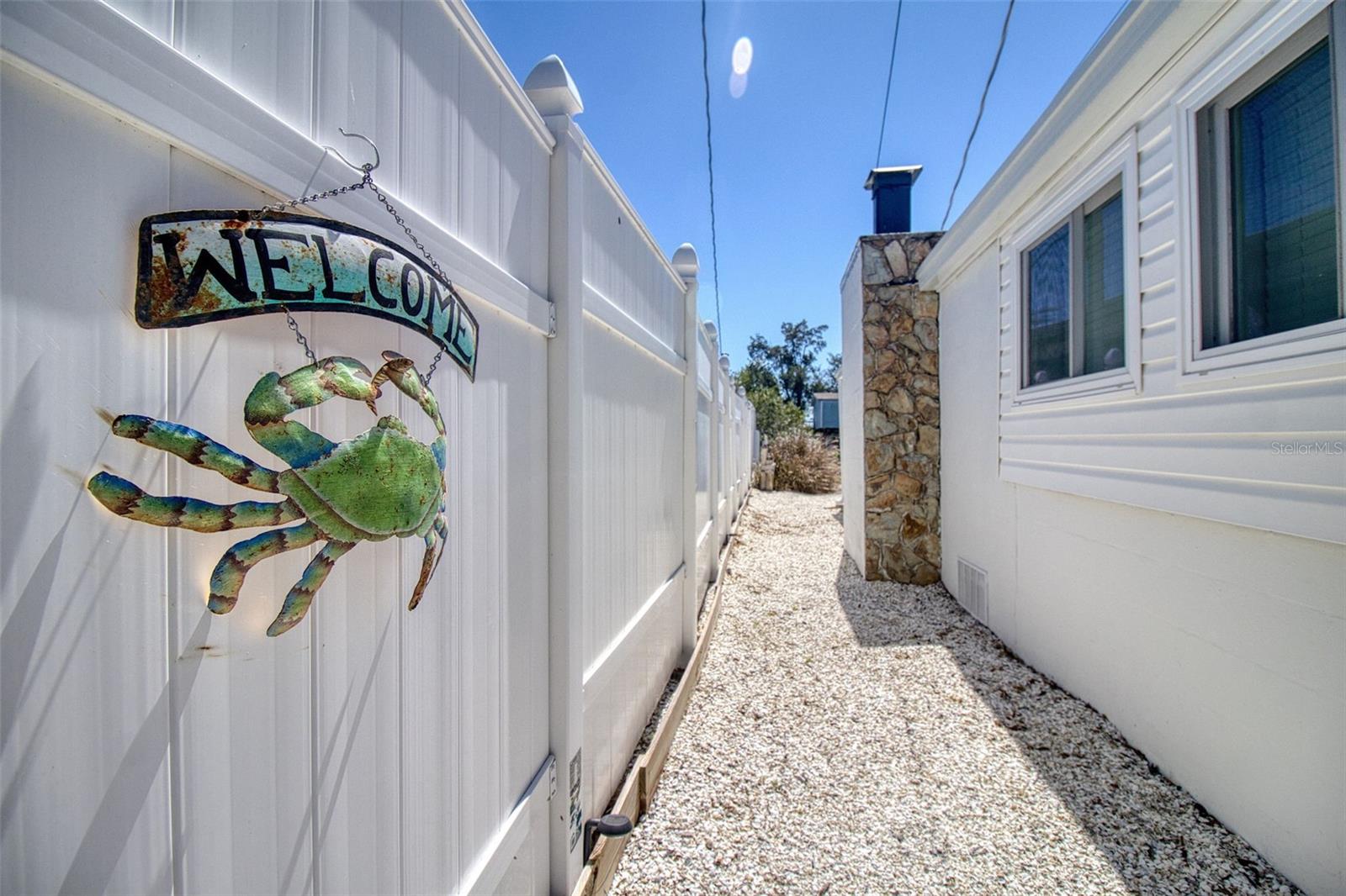 6820 SEA RANCH DR — photo 17