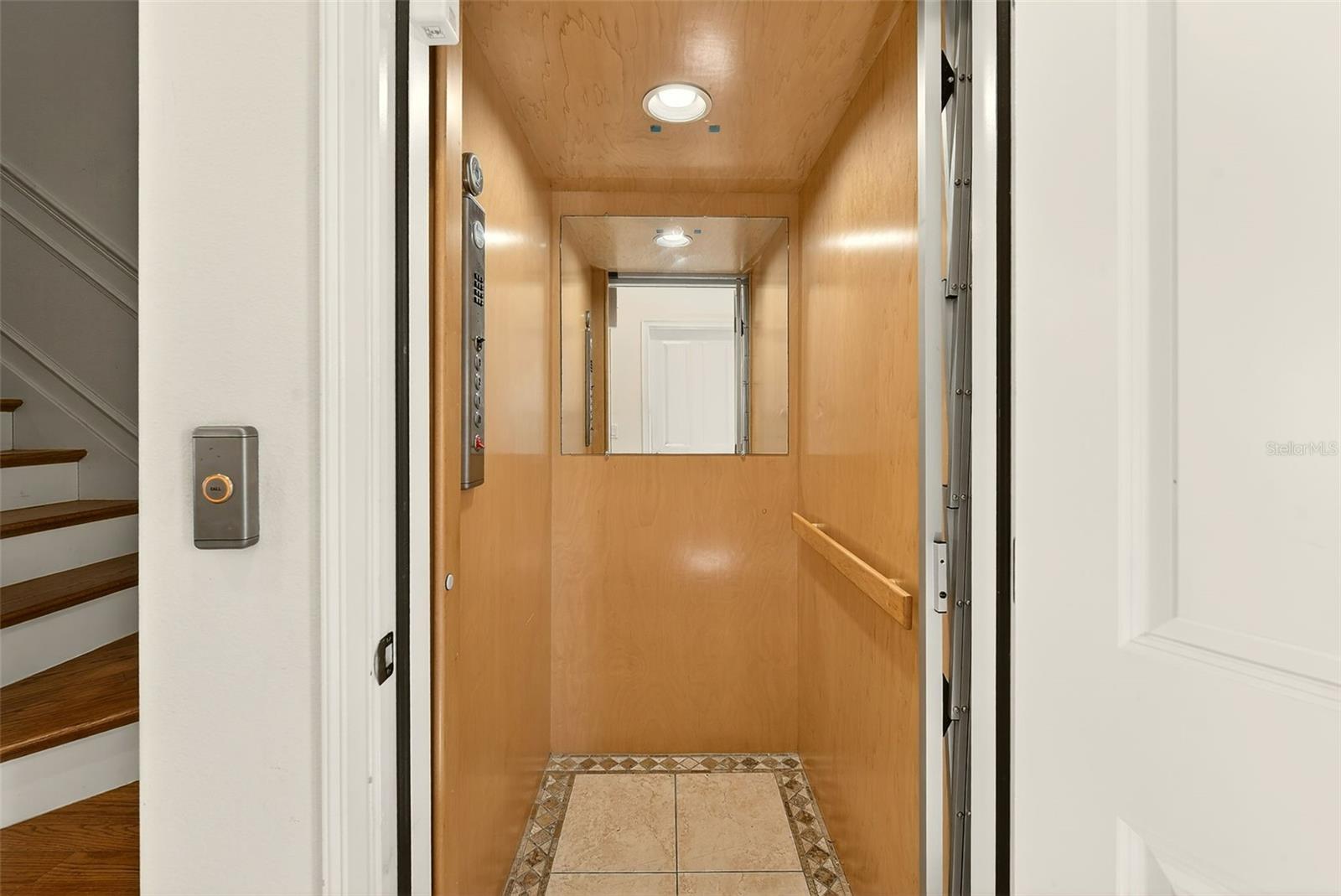 6518 SAND SHORE LN — photo 8