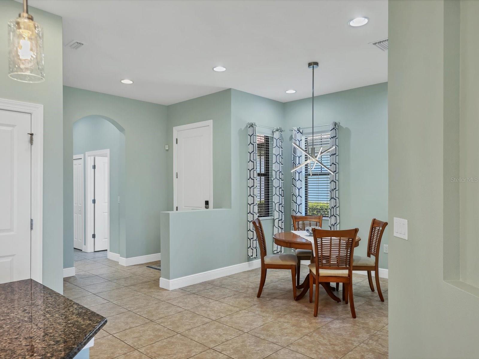 10424 CROOKED CREEK DR — photo 20