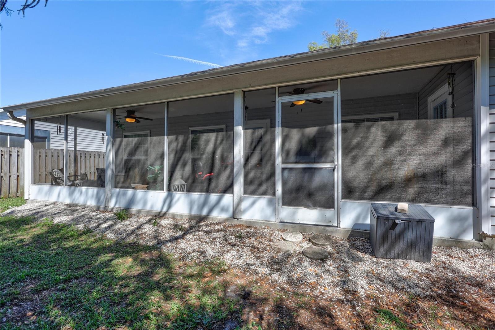 1640 COUNTRYWOOD ST — photo 44