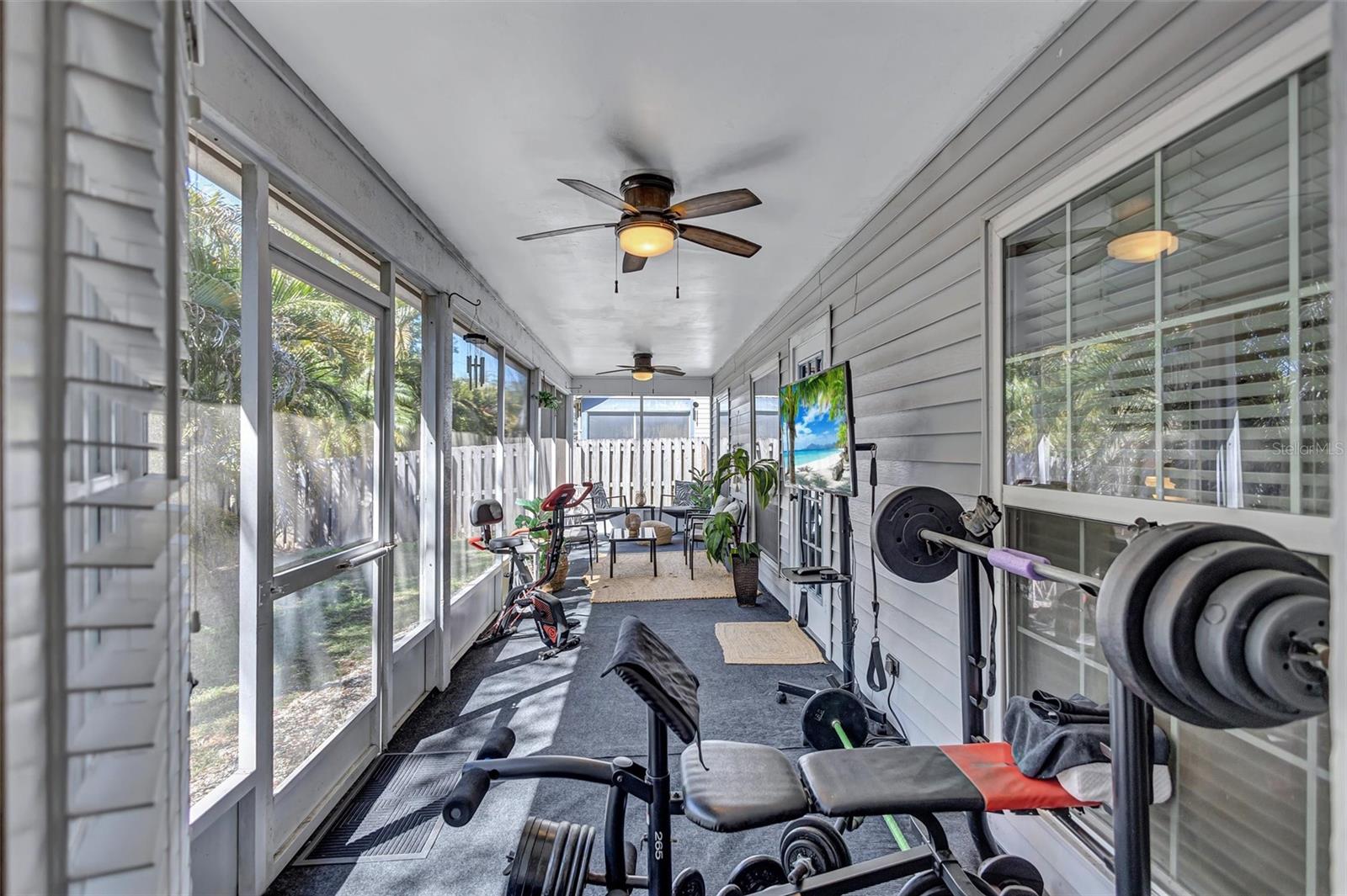 1640 COUNTRYWOOD ST — photo 41