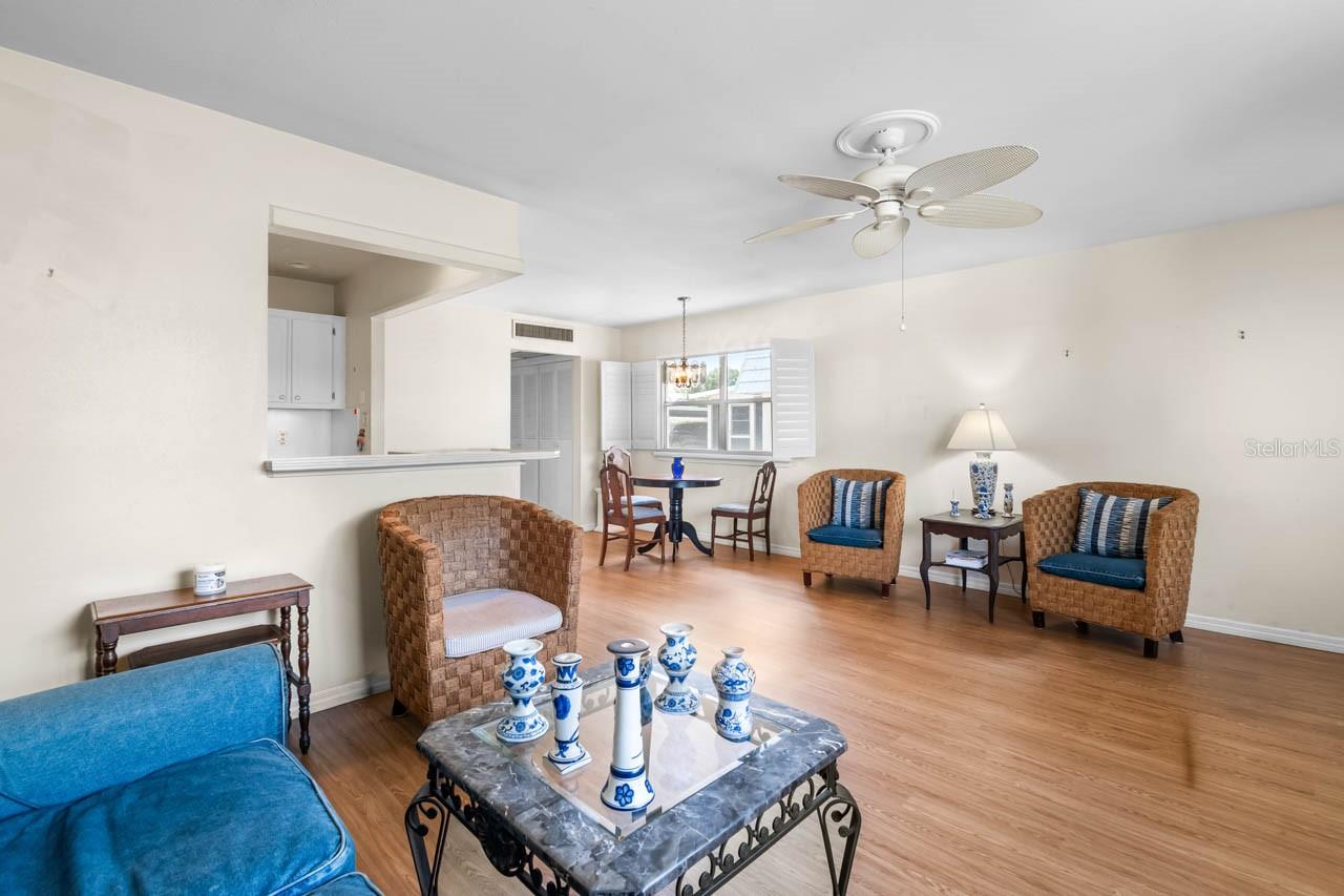 1801 BEDFORD LN #30 — photo 8
