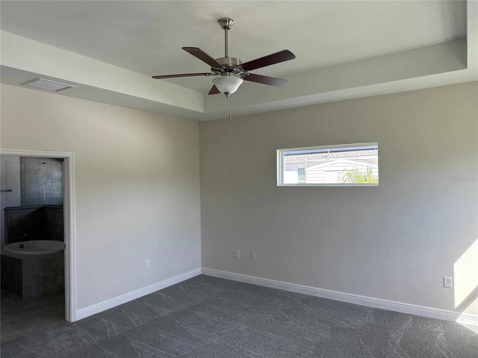 4420 MIDLAND ST — photo 6