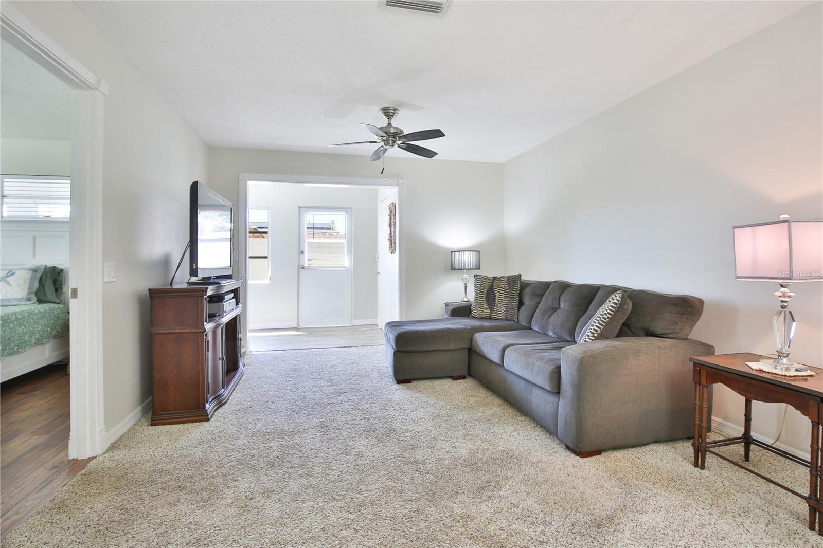 4612 PARK ACRES DR — photo 6