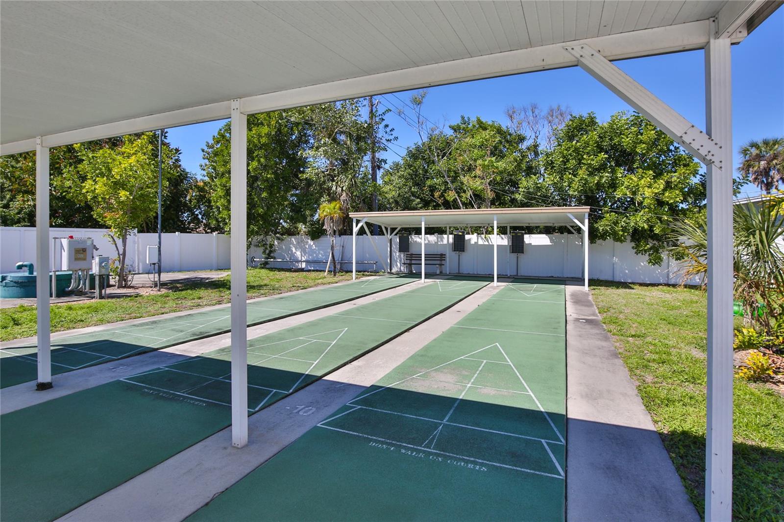 4612 PARK ACRES DR — photo 28