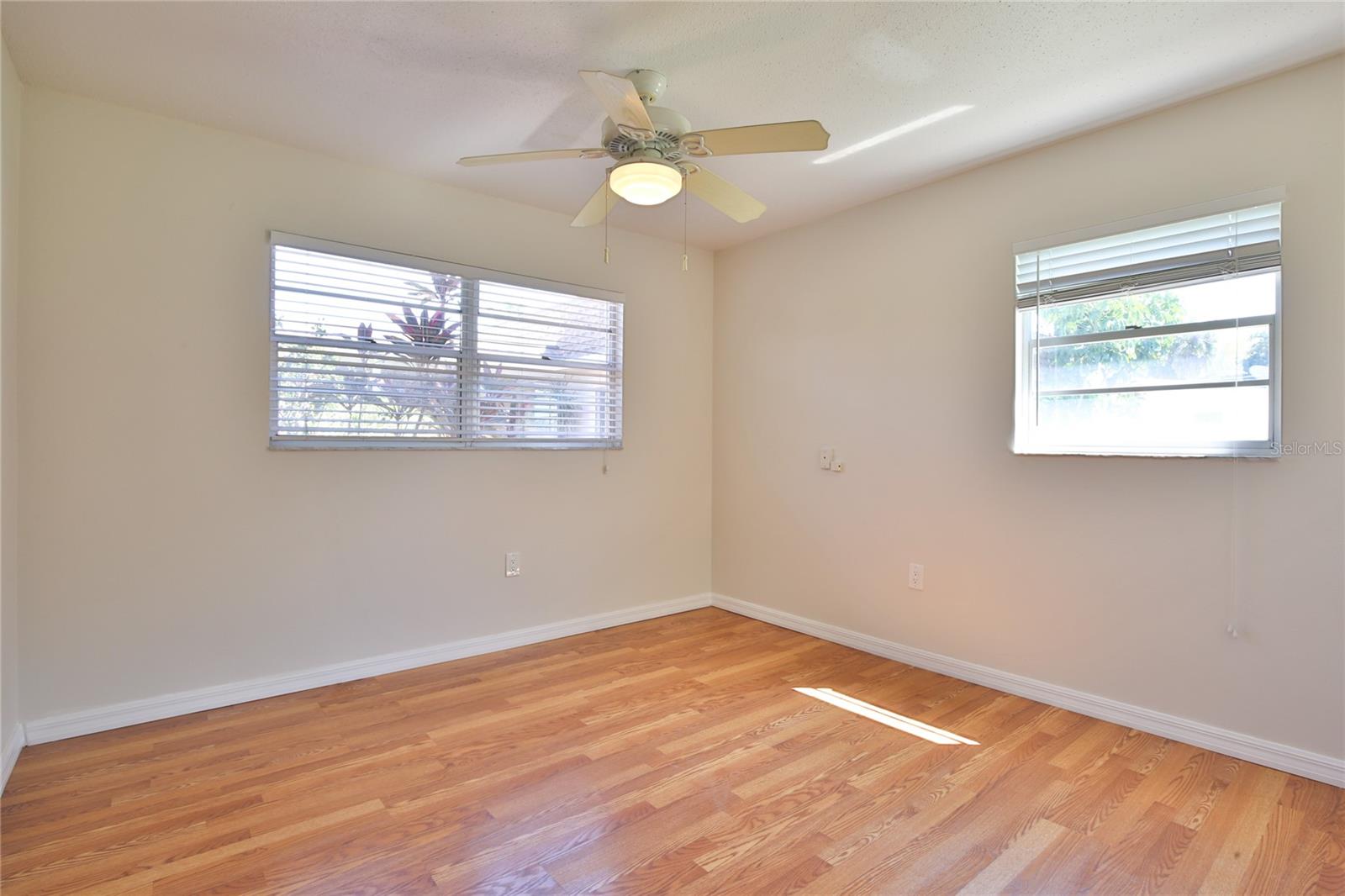 4612 PARK ACRES DR — photo 23